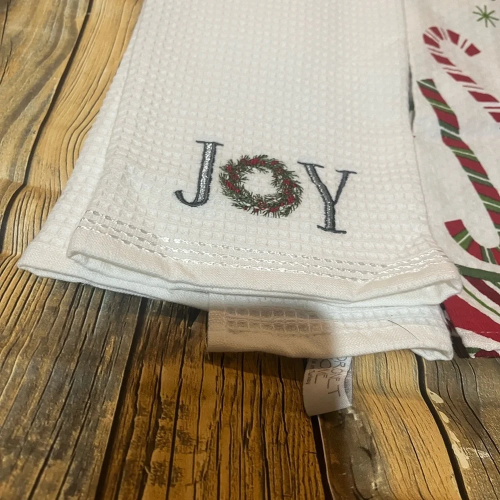 Festive Holiday Kitchen Towels Set‎
